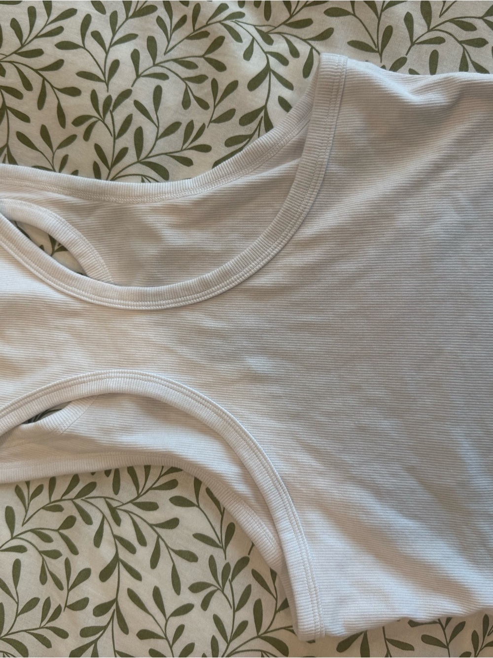 ALO Yoga White Ribbed Racerback Crop Tank - Picture 2 of 2